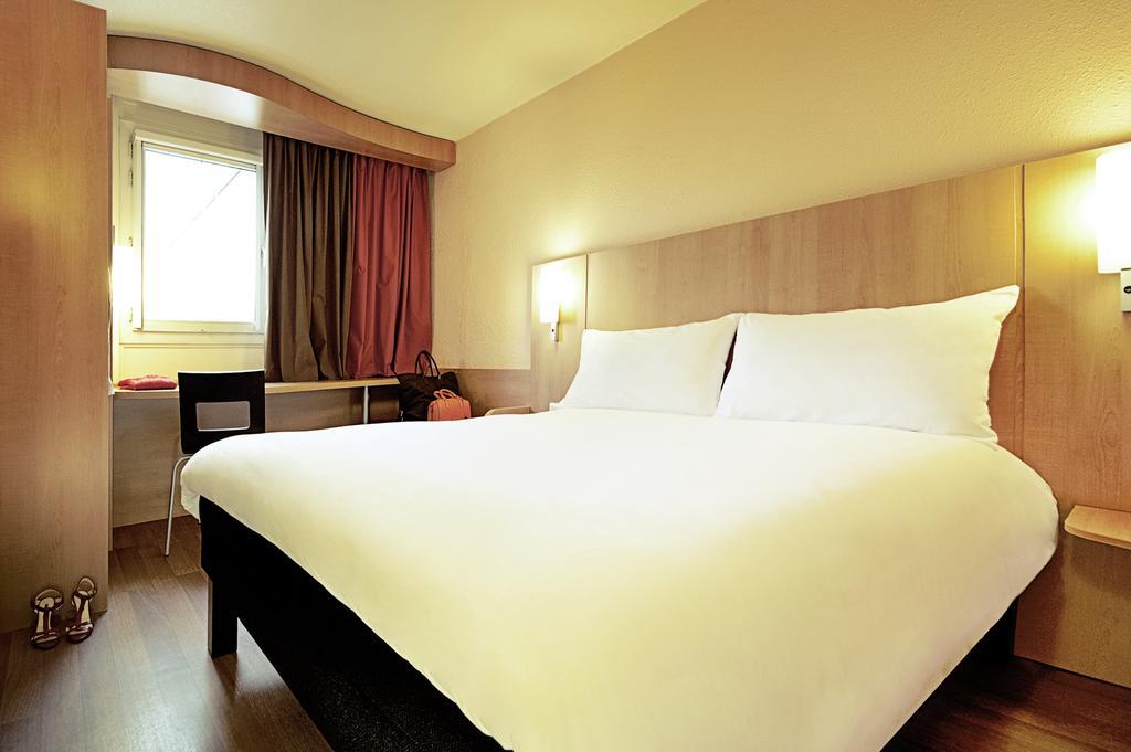 Ibis Marseille Provence Aeroport Hotell Marignane Exteriör bild